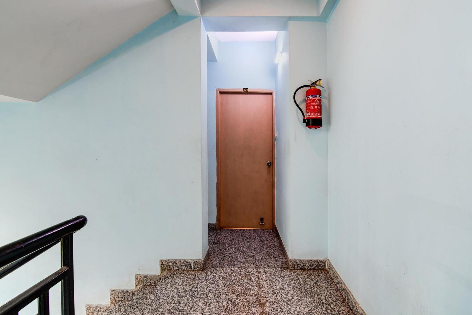 Hotel O Casa Astra โกลกาตา ภายนอก รูปภาพ